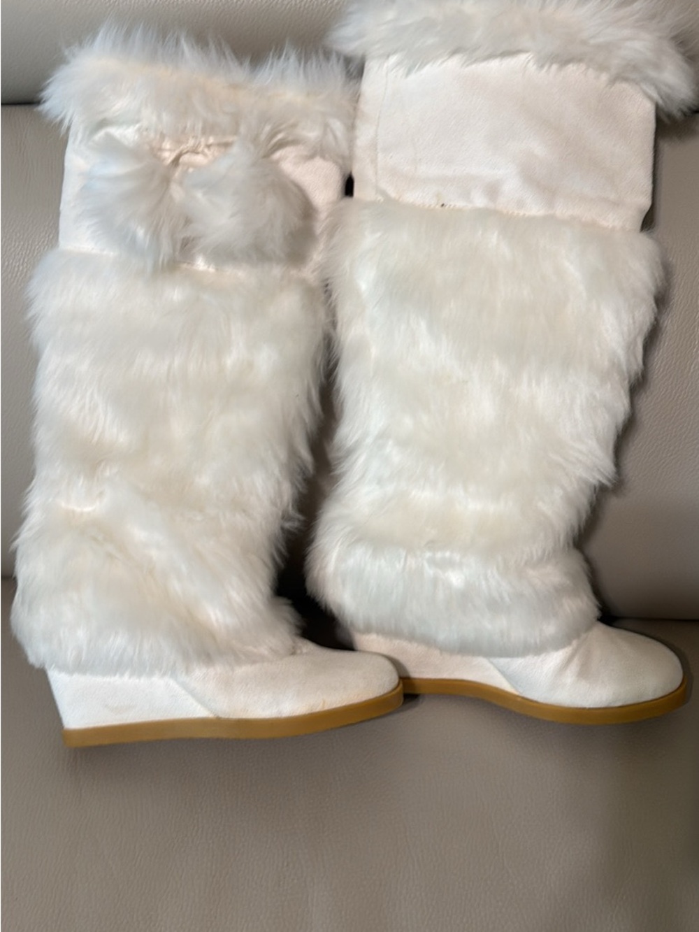 New faux fur white wedge boots knee high 6.5 women’s